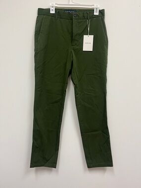 NWT Everlane Uniform  Men’s Dark Olive Green Chino Pants Size 32 x 30